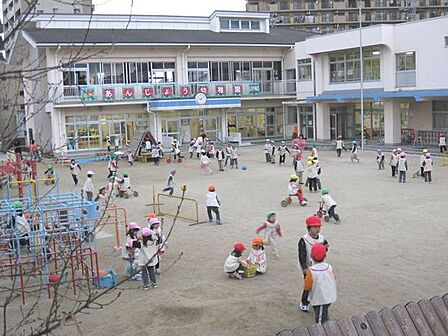 安城市立安城幼稚園まで1140m