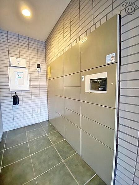 不在時の荷物受け取りに便利な宅配ボックス