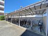 その他：屋根付きの自転車置場