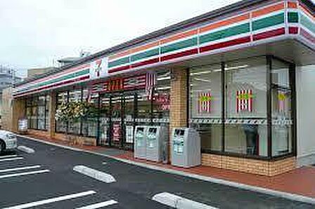 セブンイレブン岡崎若松町店まで440m