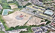 横須賀中学校まで1850m
