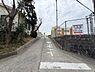 周辺：認定こども園どんぐりの家まで527m