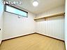 洋室：子供部屋にいかがでしょうか♪趣味部屋やワークスペースにも(^^♪風通し良好です(^^♪