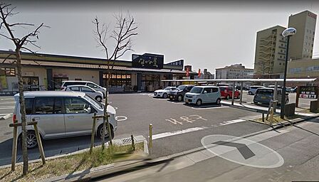 ながの屋瀬頭店まで578m