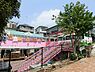 周辺：百合丘さくら幼稚園まで581m