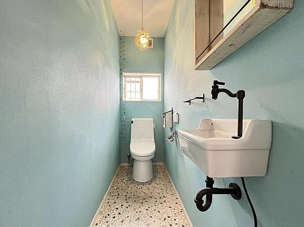 トイレを拡大表示
