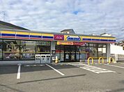 ミニストップ藤井寺4丁目店まで1100m