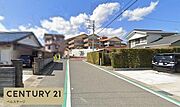 見通しの良い道路で、車の運転も安心です！