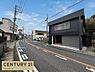 その他：敷地前の道路は見通しがよく、周辺には戸建住宅が建ち並ぶ穏やかな街並み。毎日の暮らしにも適した住環境です。
