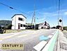 その他：見通しが良く周辺の街並みも確認しやすい立地！お車での移動もしやすく、駐車スペースからもスムーズに車の出し入れがしやすく安心です！！