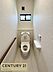 トイレ：小窓付きで明るく清潔な快適トイレです！