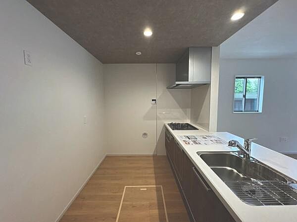 キッチンを拡大表示