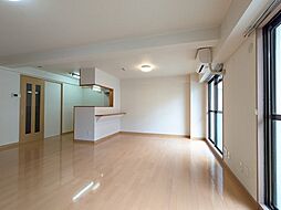 大常ビル 502号室 4階1LDKのリビング/ダイニング