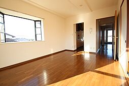 ルミエール緑岡 C棟 202号室 2階3LDKのリビング/ダイニング