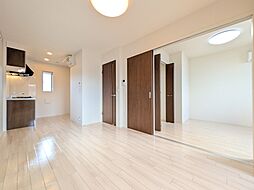 MaisonTakahashi 201号室 2階1LDKのリビング/ダイニング