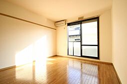 アルシオネ 107号室 1階1Kのリビング/ダイニング