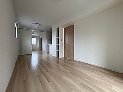 サニーウェル・R 101号室 1階1LDKのリビング/ダイニング