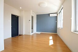 すざくHOUSE 203号室 2階ワンルームのリビング/ダイニング