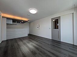 シスネス姫子 303号室 3階2LDKのリビング/ダイニング