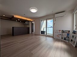 シスネス姫子 302号室 3階2LDKのリビング/ダイニング