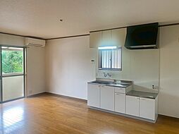 櫻井住宅 4LDKのリビング/ダイニング