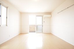 ブリックガーデン 201号室 2階ワンルームのリビング/ダイニング