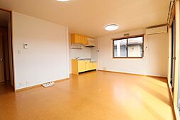 セレニティ グレイス C棟 201号室 2階2LDKのリビング/ダイニング