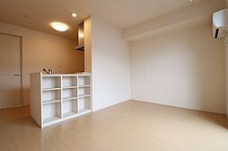 メゾンもみじの郷 102号室 1階1LDKのリビング/ダイニング