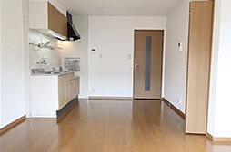 ロイヤルメゾン 107号室 2階2LDKのリビング/ダイニング