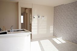 アクアパーム E 202号室 2階1LDKのリビング/ダイニング