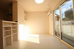 メゾングレース L棟 102号室 1階1LDKのリビング/ダイニング