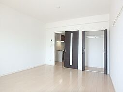 ラヴィエール ミト 203号室 2階1Kのリビング/ダイニング