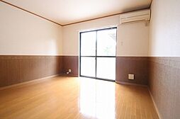 メゾン・クレール C棟 101号室 2LDKのリビング/ダイニング