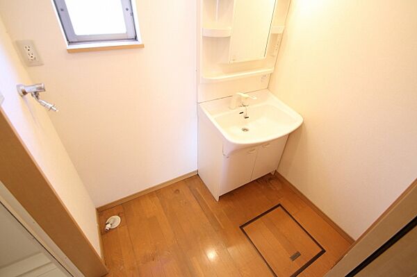 detached 茨城県ひたちなか市大字東石川

地図を見る