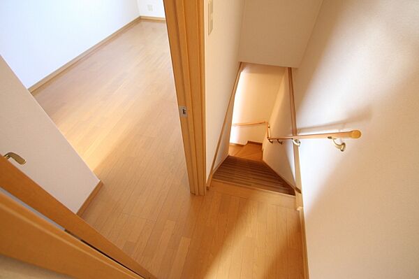 detached 茨城県ひたちなか市大字東石川

地図を見る