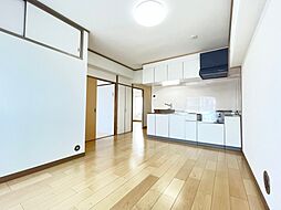 ガーデンコーポ 203号室 2階2DKのリビング/ダイニング