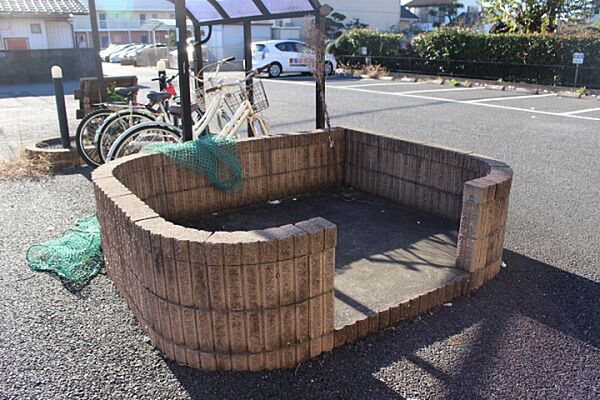 detached 茨城県ひたちなか市大字市毛

地図を見る