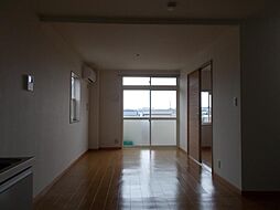 メゾンドリーム 201号室 2階1LDKのリビング/ダイニング