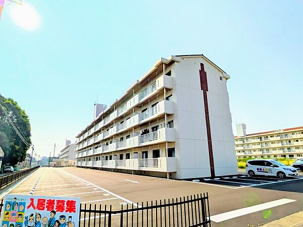 apartment 茨城県ひたちなか市長堀町
地図を見る
