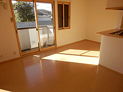 メゾングレース E棟 101号室 1階2LDKのリビング/ダイニング