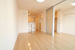 プラムマハール 301号室 3階1LDKのリビング/ダイニング