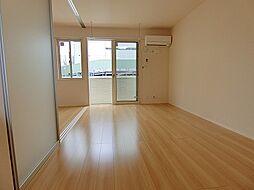 プラムマハール 105号室 1階1LDKのリビング/ダイニング