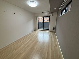 ファースト スター 205号室 2階1Kのリビング/ダイニング