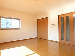 パレ・ドール 205号室 2階2Kのリビング/ダイニング