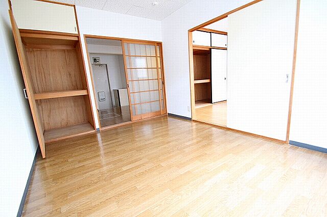 寝室