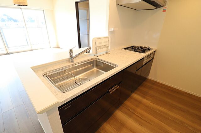 キッチン サーパス水戸駅南平和公園 8階/802