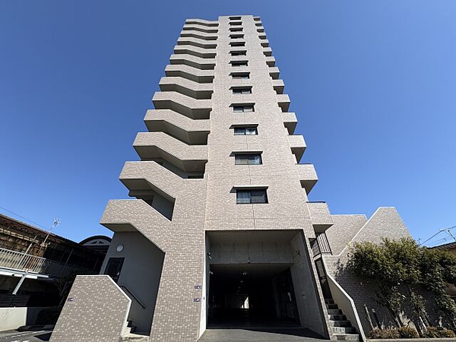 エントランス サーパス末広町 14階/1405号室