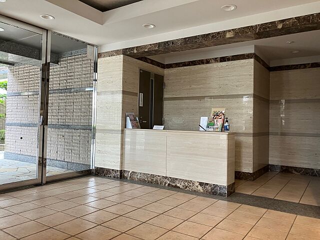 エントランス サーパス東原 7階/701号室