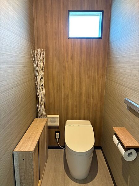 トイレを拡大表示