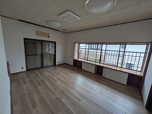 寝室を拡大表示